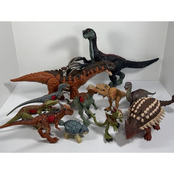Jurassic World Mixed Lot Dinosaur Action Figures Hasbro & Mattel Battle Damaged - Picture 1 of 15